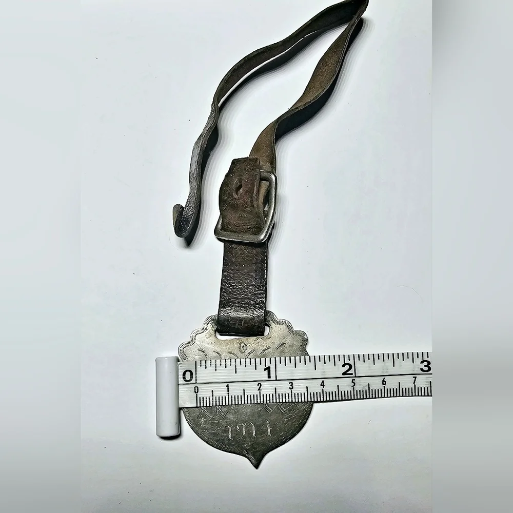 Antique medallion fob 1914